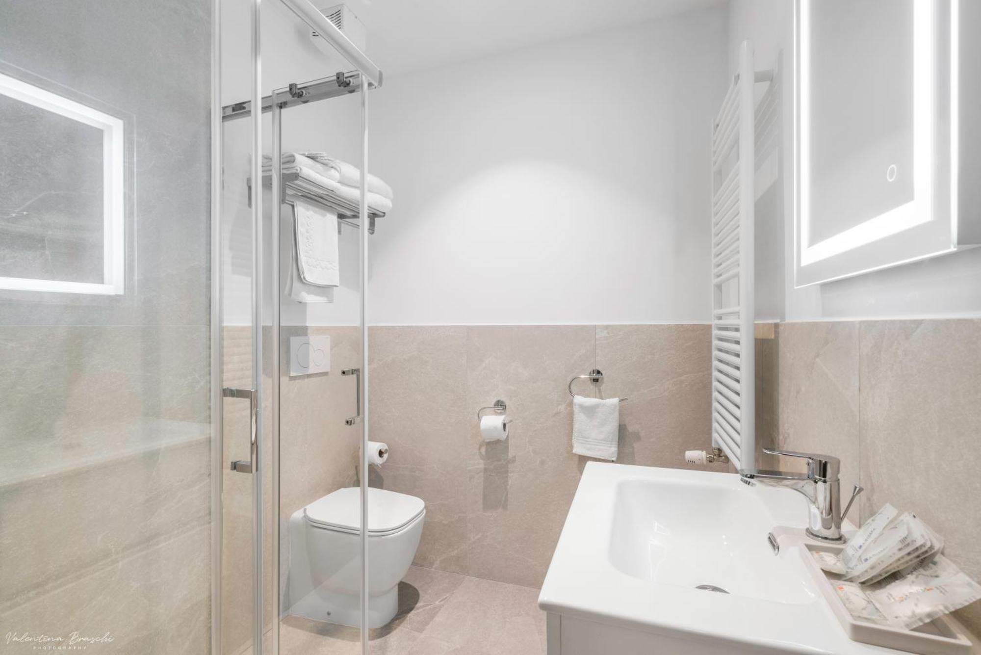 Hotel Adamas Florence Ngoại thất bức ảnh